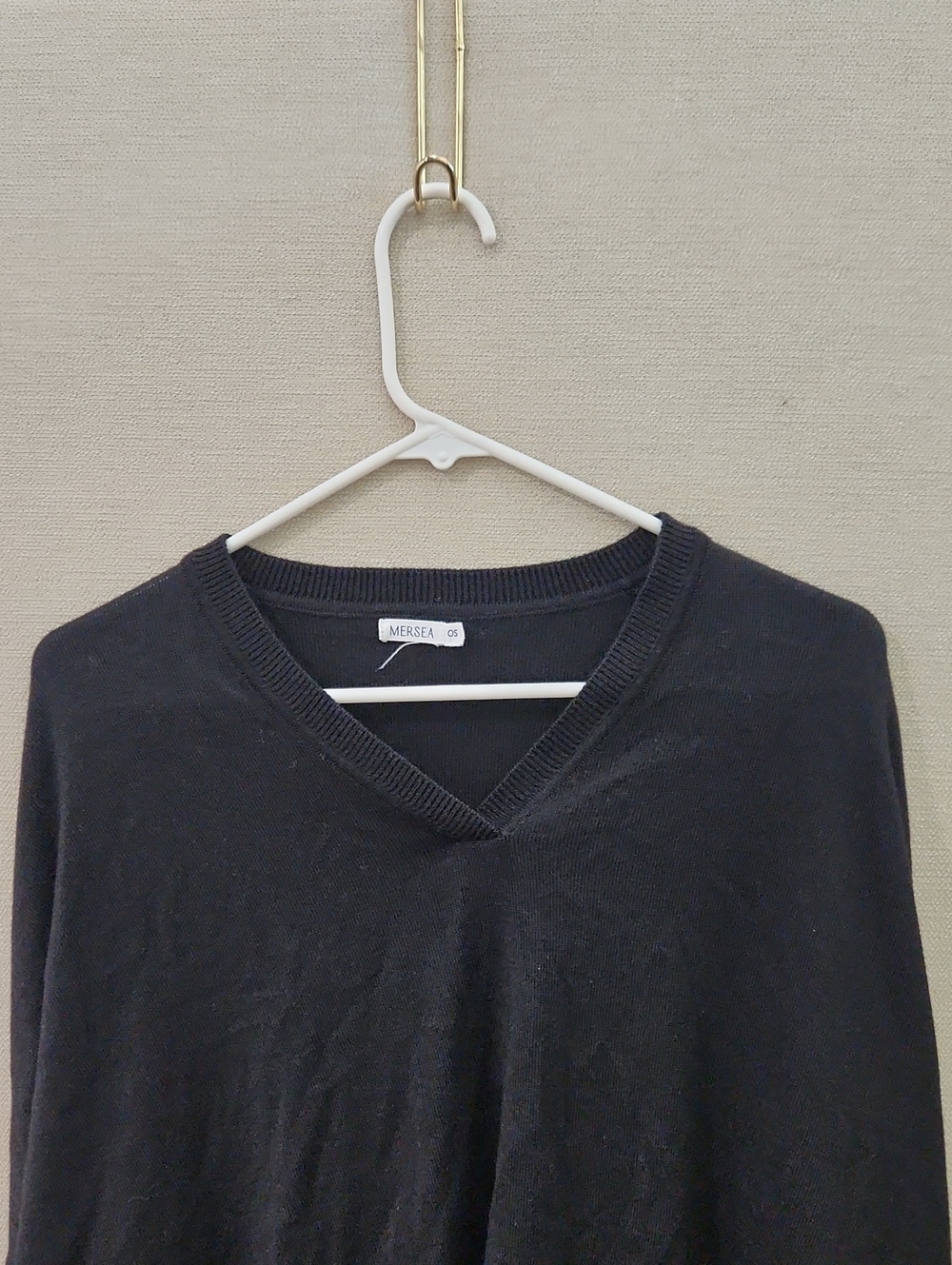 Mersea Catalina V Neck Sweater Size O/S - Picture 3 of 14
